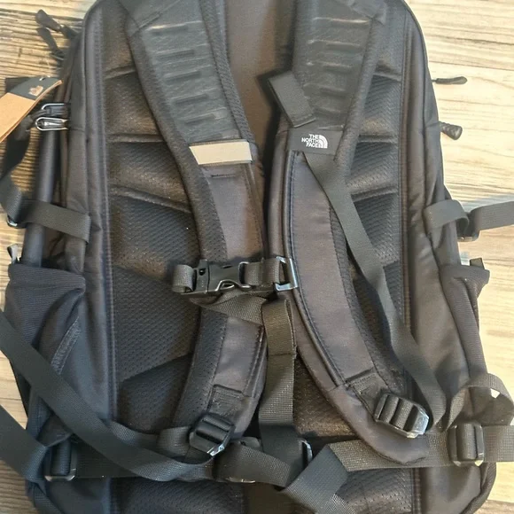 The North Face Unisex Borealis Backpack TNF Black NWOT - Picture 6 of 15